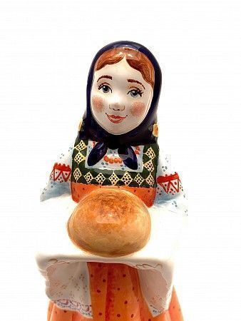 Коллекционная керамическая фигурка 'Хлеб-соль'