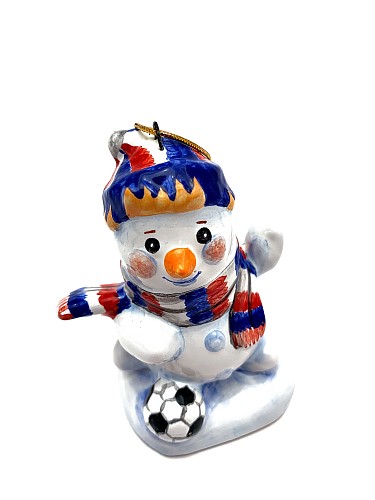 Керамическая ёлочная игрушка 'Снеговик-футболист'
